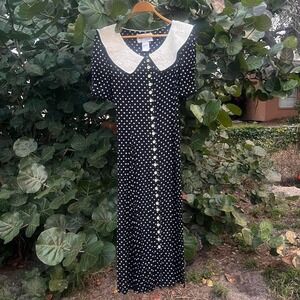 Cute witchy goth housewife style vintage maxi dress